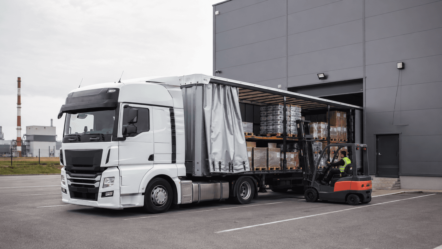 Transport z magazynu w Bydgoszczy do Polski i Europy