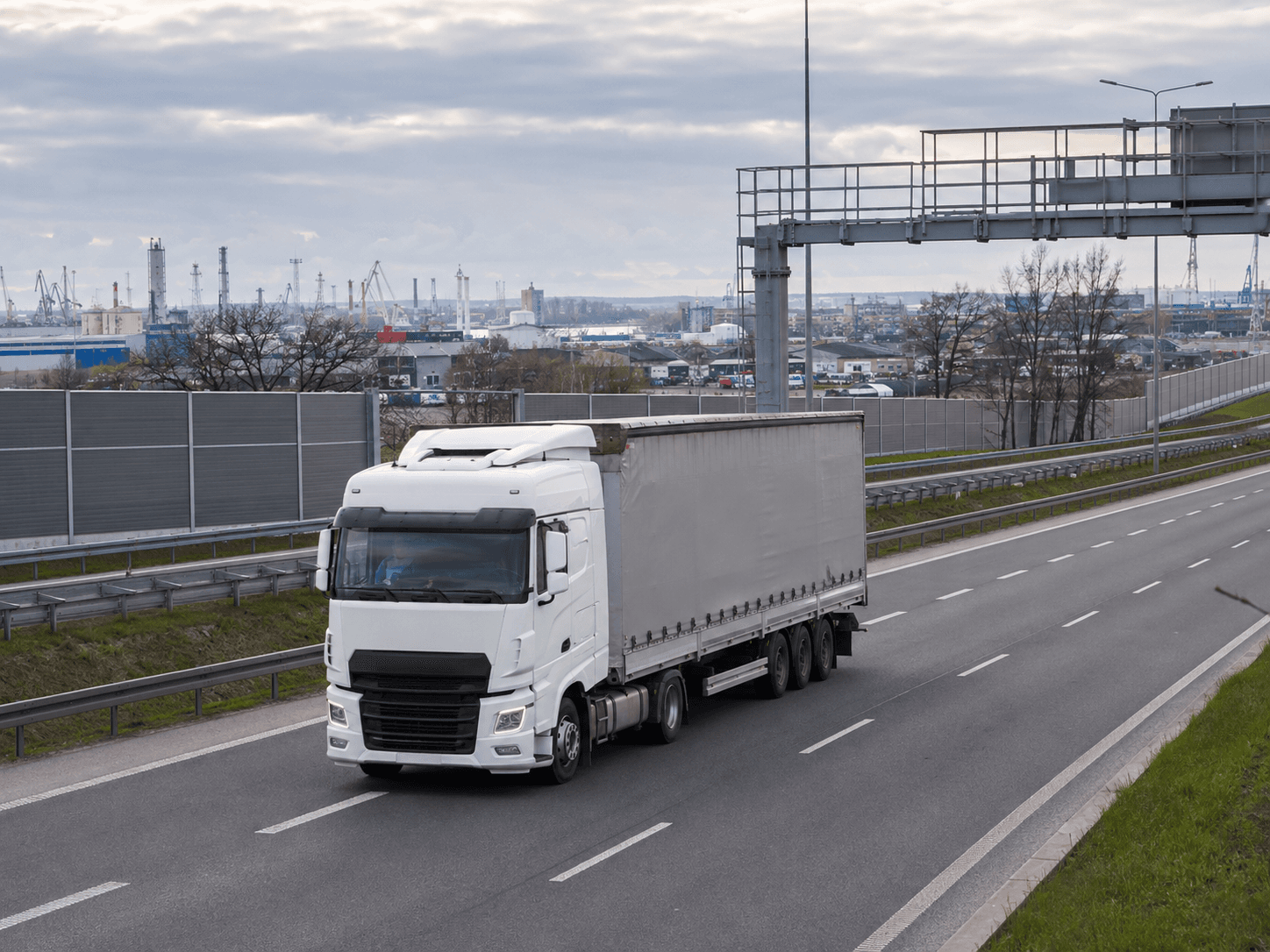 Transport drogowy na trasie S3 i A6 w okolicach Szczecina
